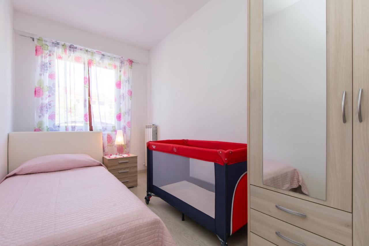 Apartmani Xenia & Desiderio ブゼト エクステリア 写真
